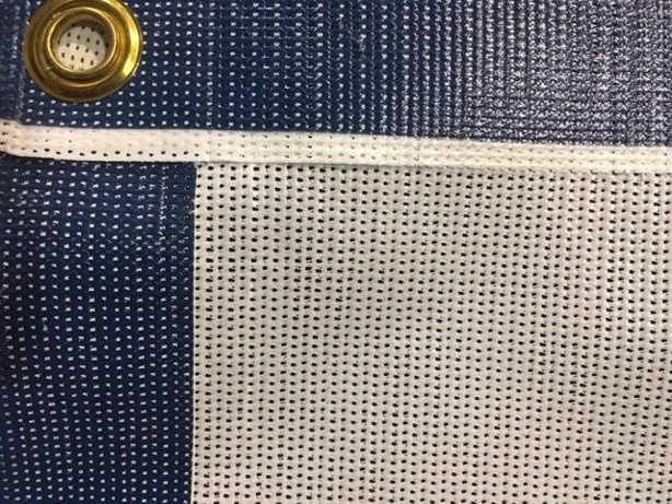 Close-up of mesh banner and hemming