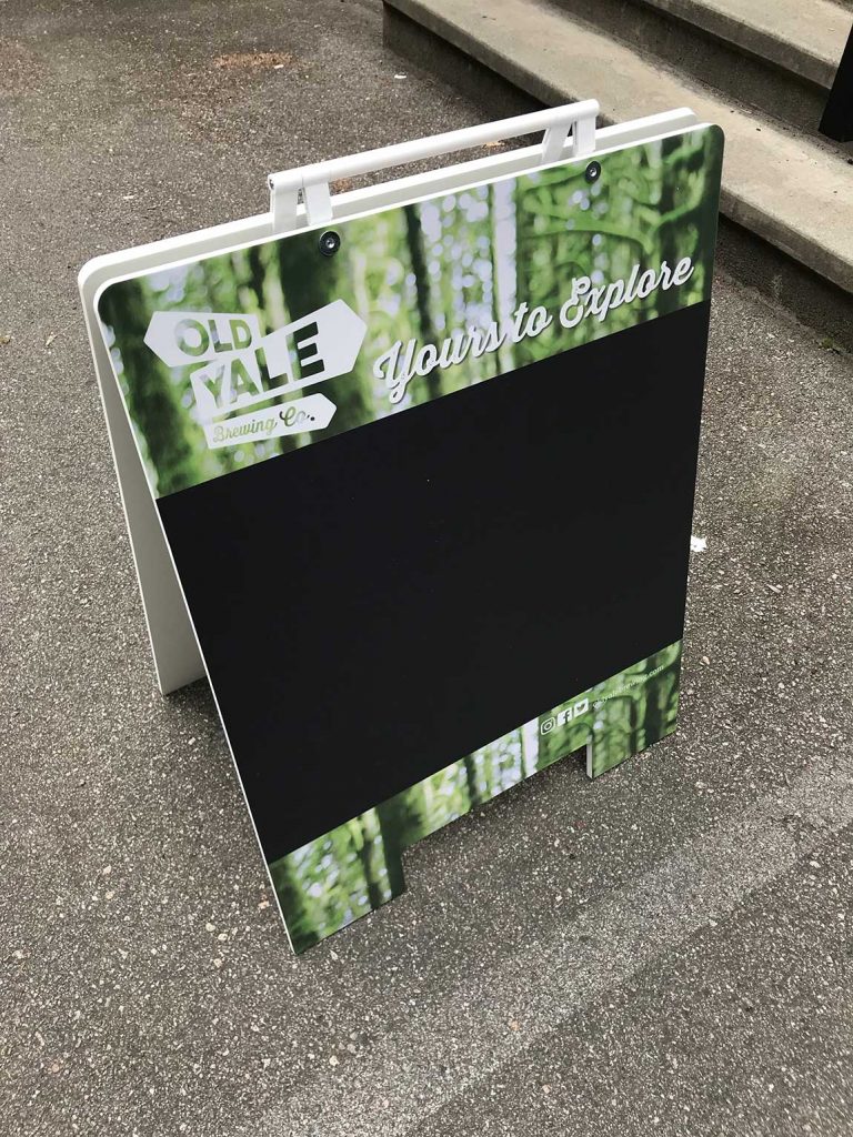 Chalkfilm on sandwich board